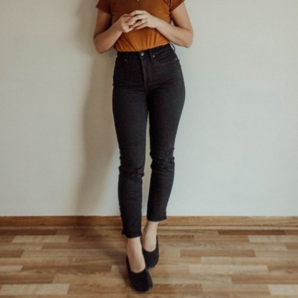 EVERLANE High Rise Kick Crop Jeans Black {YY5}